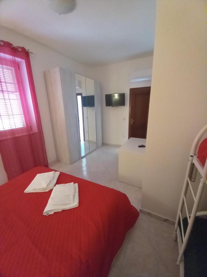 Affittacamere Il Tulipano Beach Formia Exterior photo